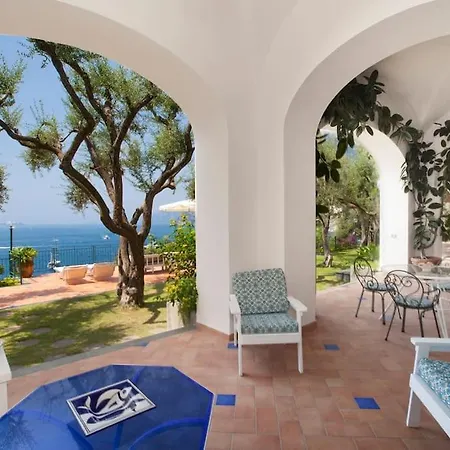 Βίλα La - Luxury With Private Sea Access *