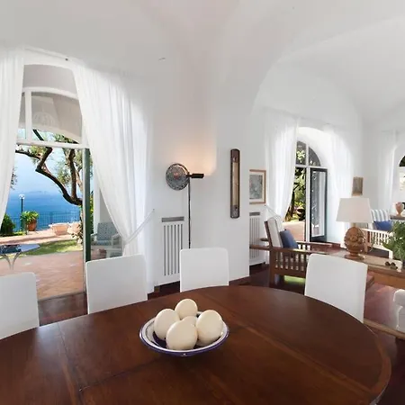 La - Luxury With Private Sea Access