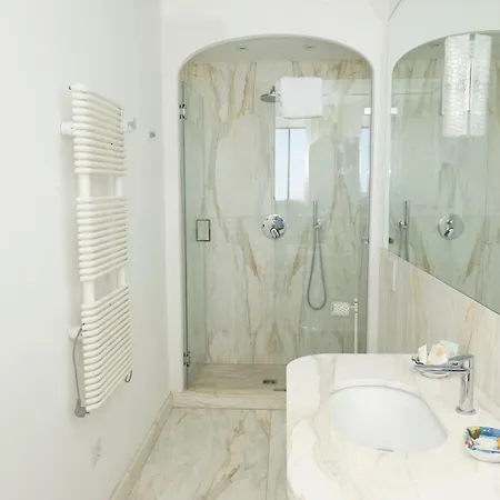 Villa La - Luxury With Private Sea Access *