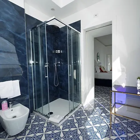 La - Luxury With Private Sea Access Villa *